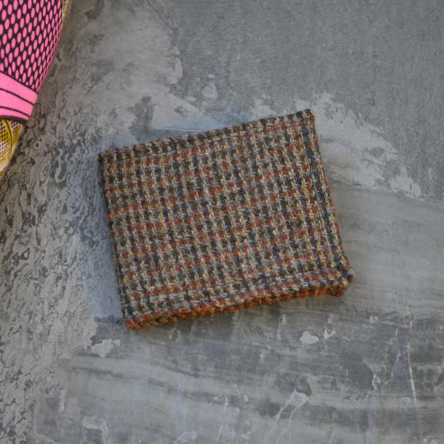Brown Handmade Bi-Fold Wallet – Upcycled Harris Tweed & Bicycle Inner Tubes